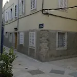 Vendégház And Oliva