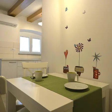 Apartments&rooms Oliva Cres
