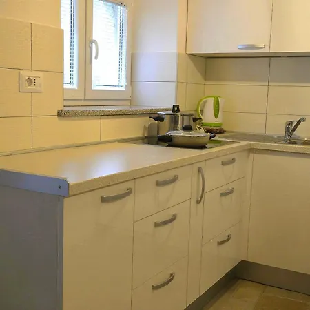Apartments&rooms Oliva Gasthuis 4*