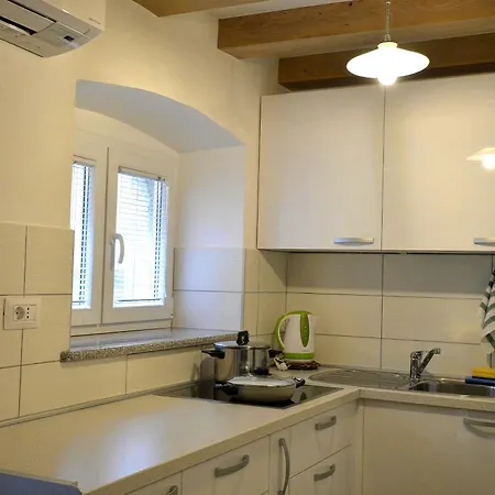 Apartments&rooms Oliva Cres
