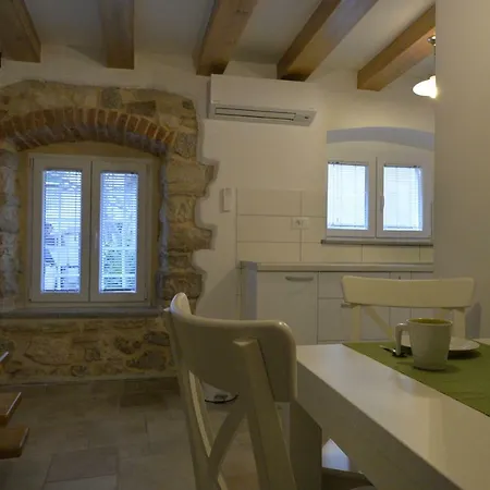 And Oliva Guest house 4*