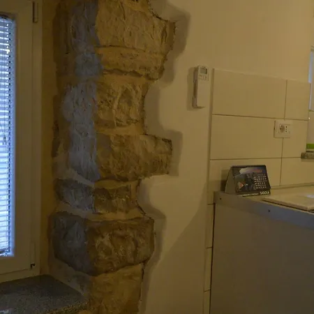 Gasthuis Apartments&rooms Oliva 4*